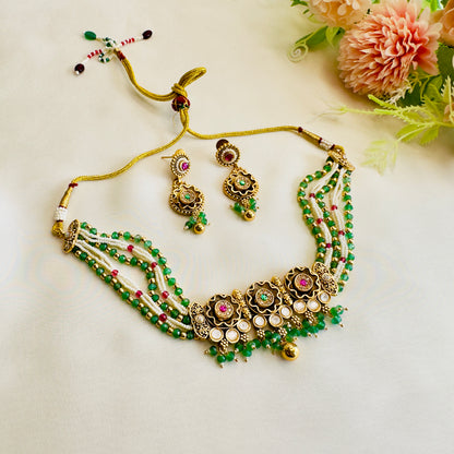 Three Flower Design Necklace Set