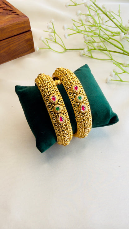 Beautiful Sorowski Bangles