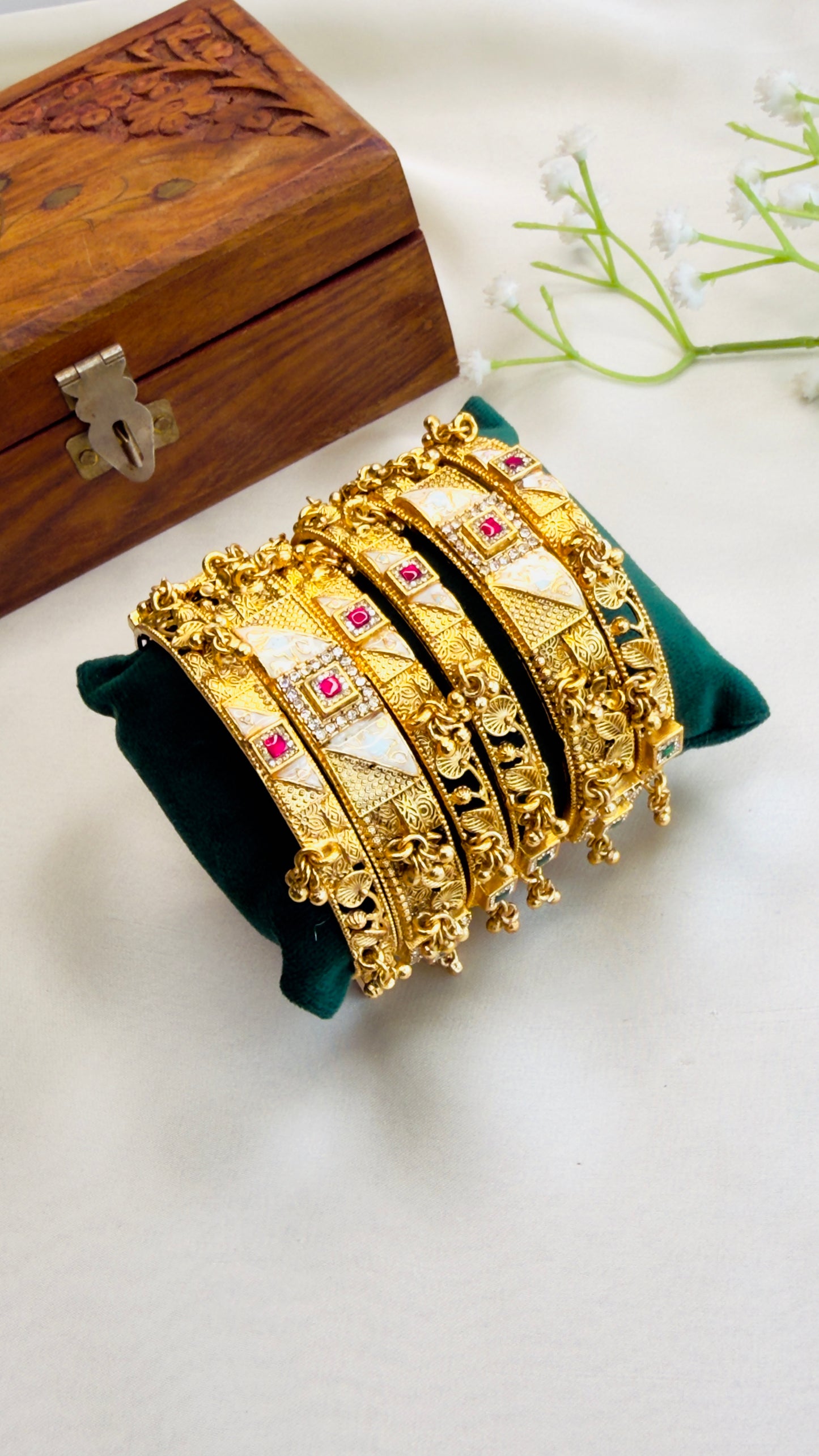 Six Bangles Set