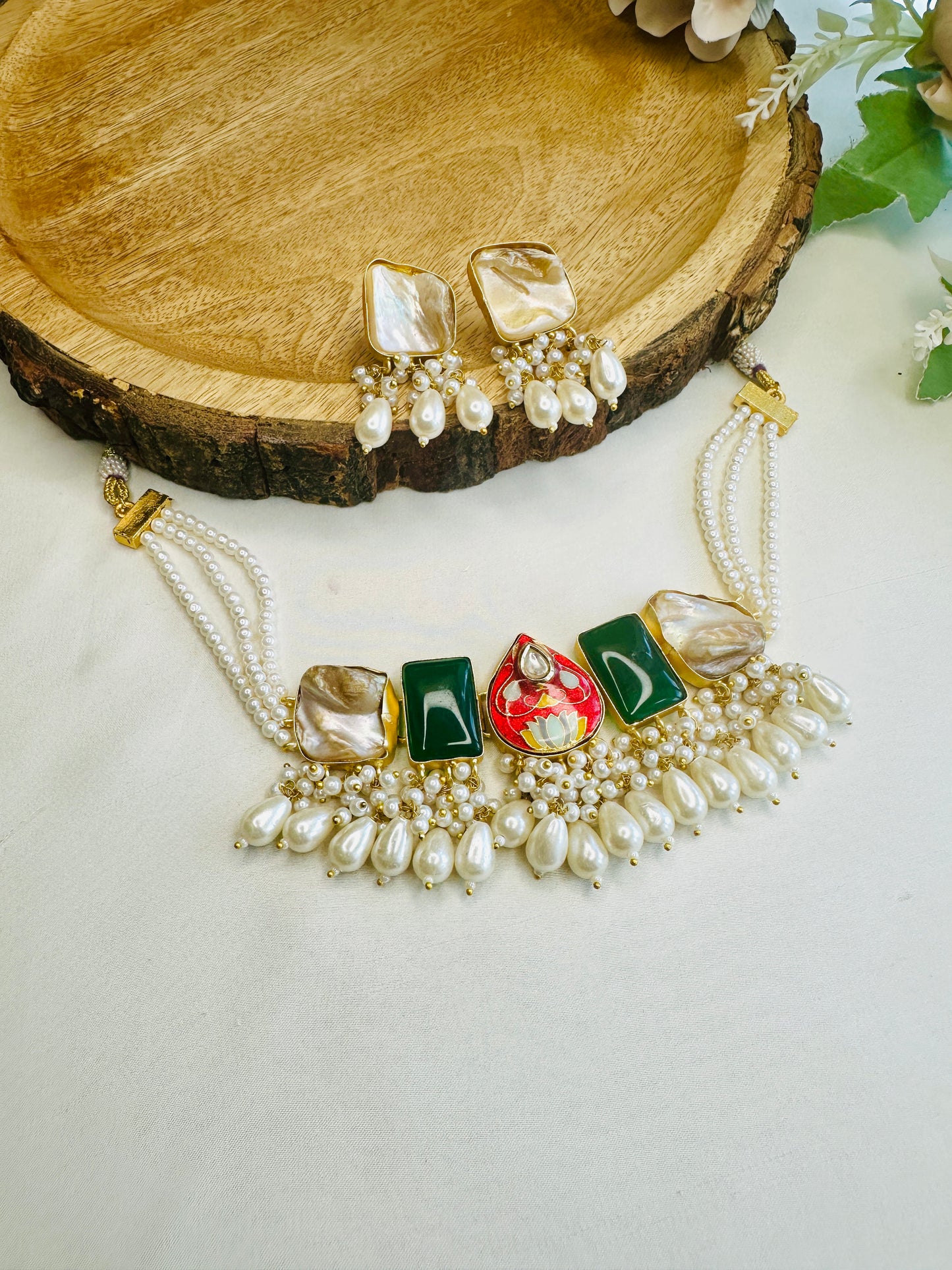 Meenakari Barukh Pearl Necklace Set