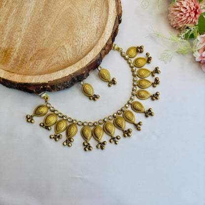 Solid Golden Polish Necklace Set