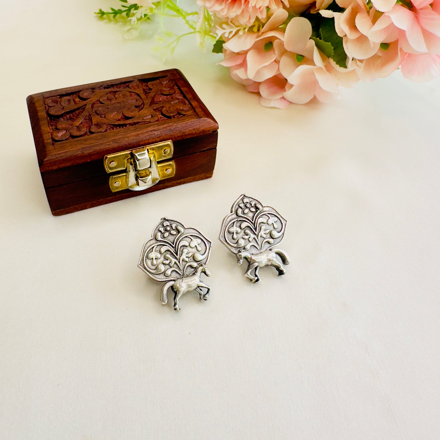 Animal Motif Solid Replica Stud Earrings