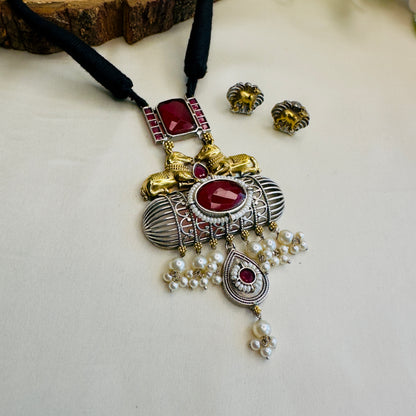 Nando Motif Dual Tone Pendant Set