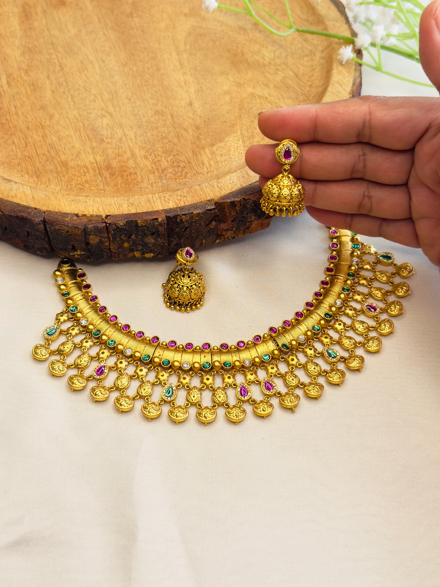Rajwadi Sorowski Necklace Set
