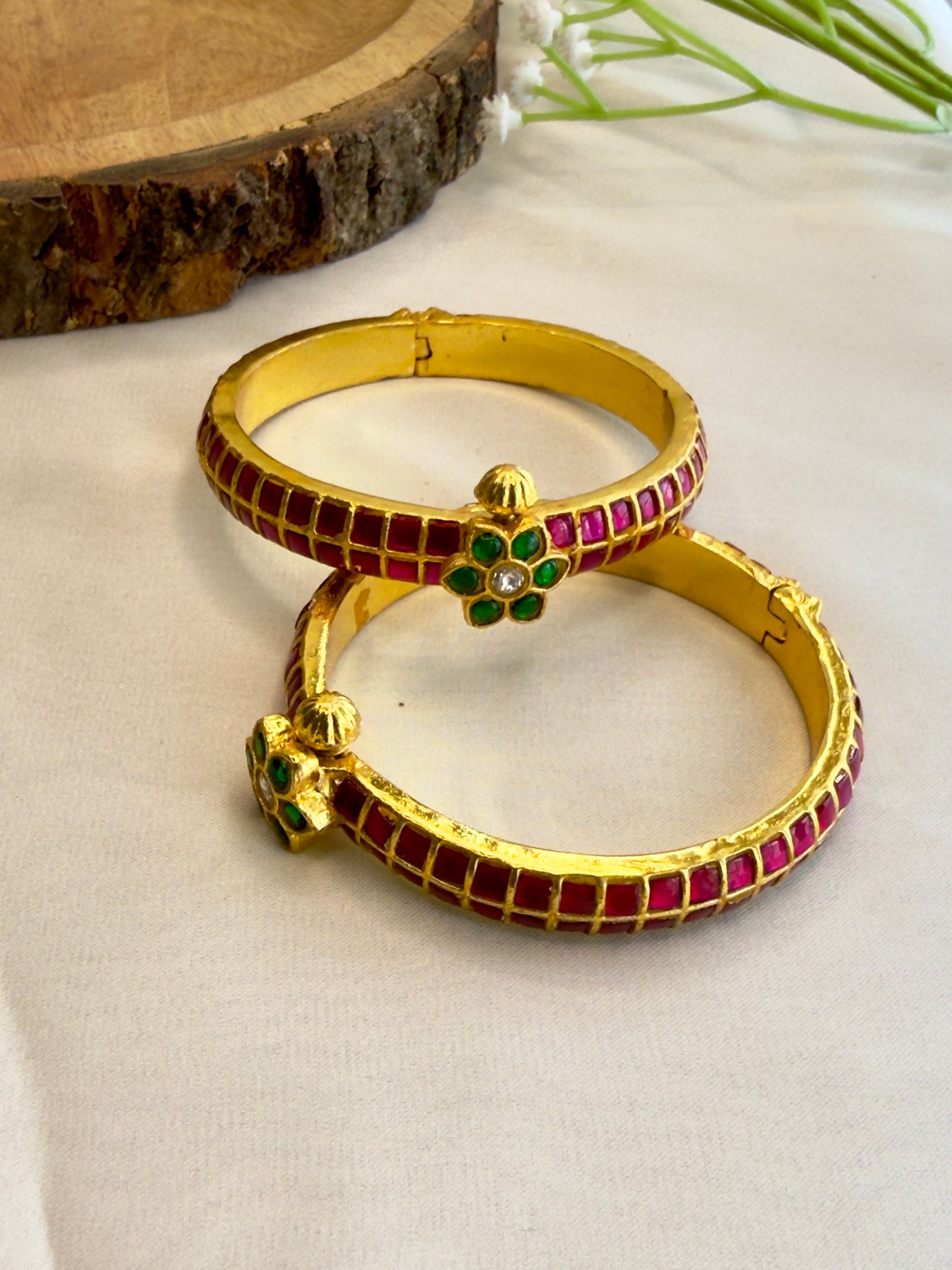 Jadau Openable Bangles