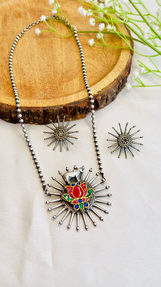 Cow motif Silver replica Necklace Set