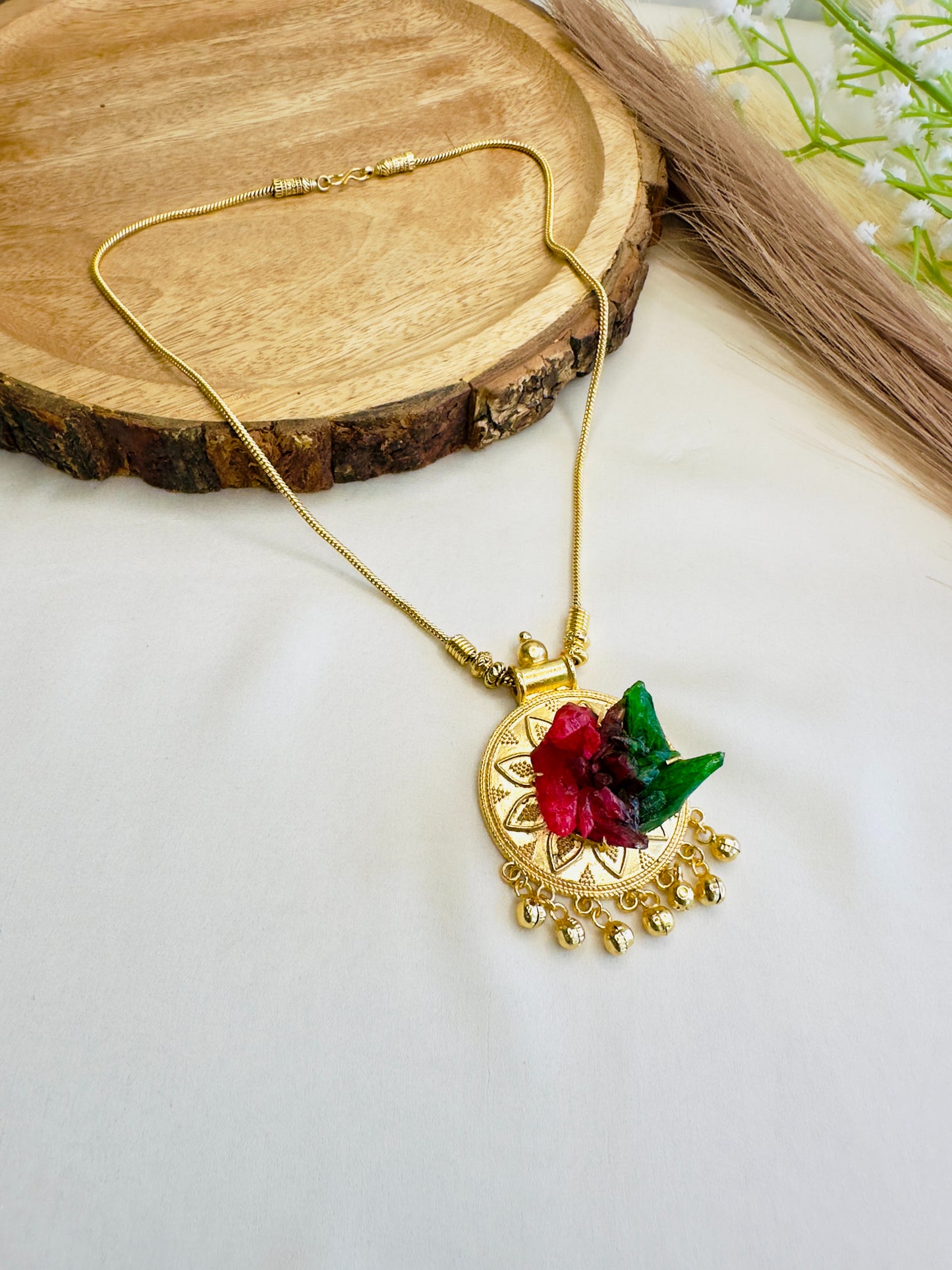Semi-pricious stone chain pendant