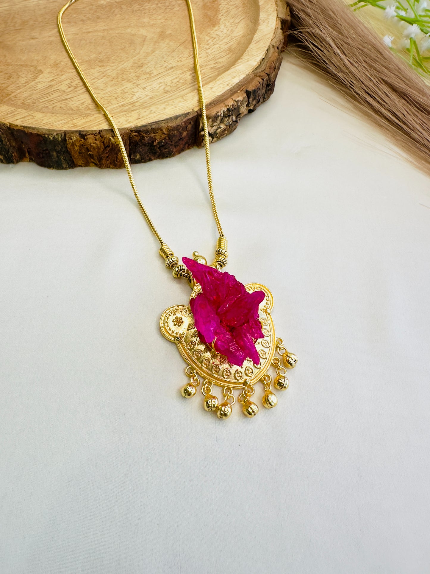 Semi-pricious stone chain pendant