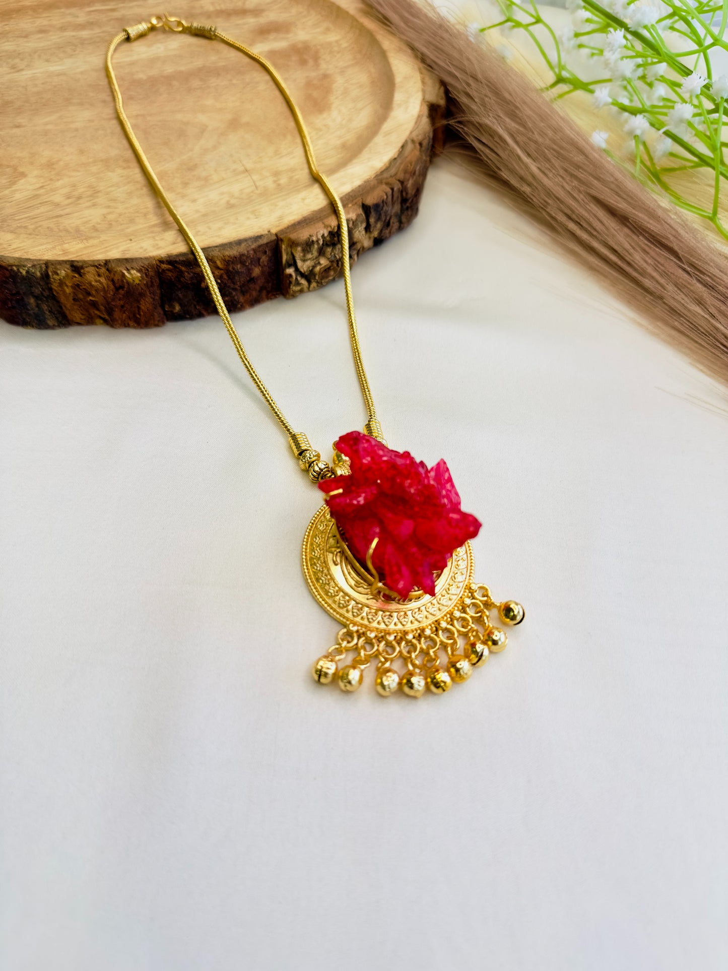 Semi-pricious stone chain pendant