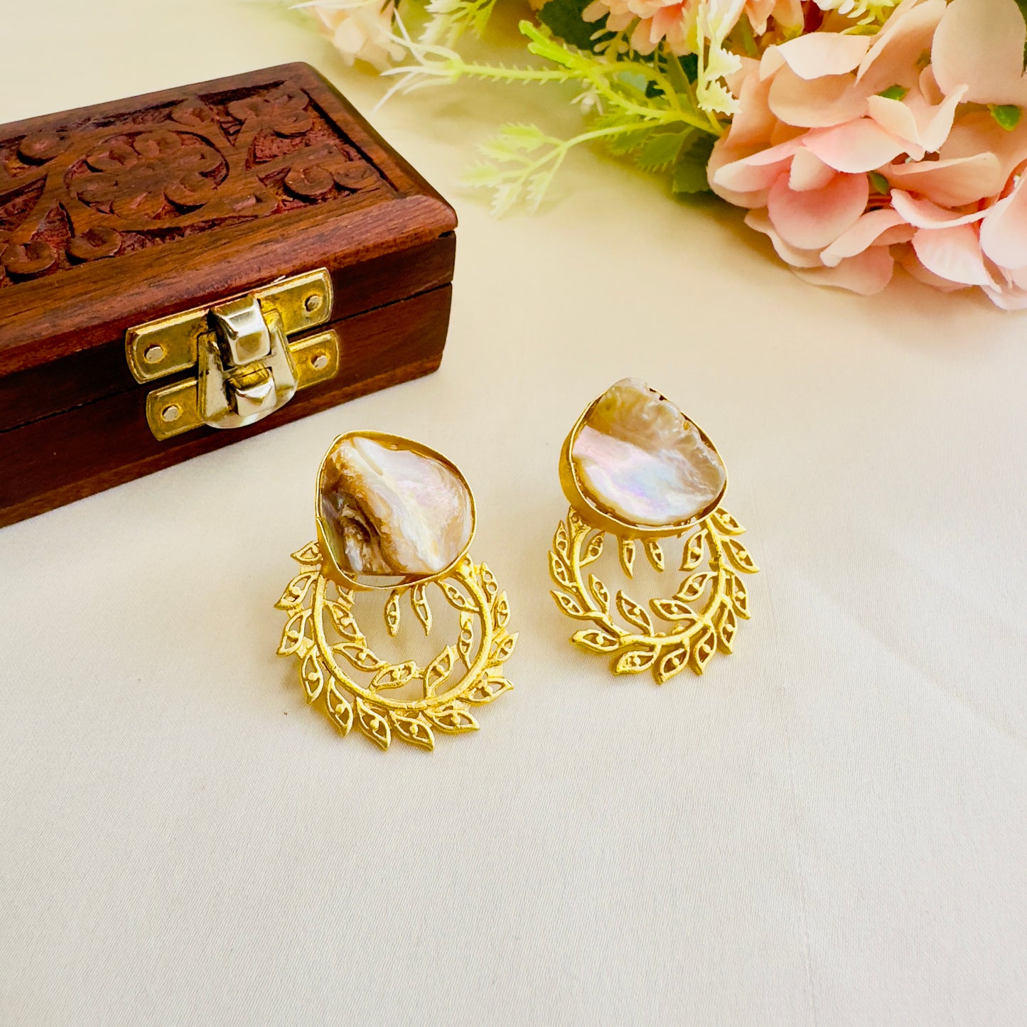 MOP Delicate design Stud Earrings