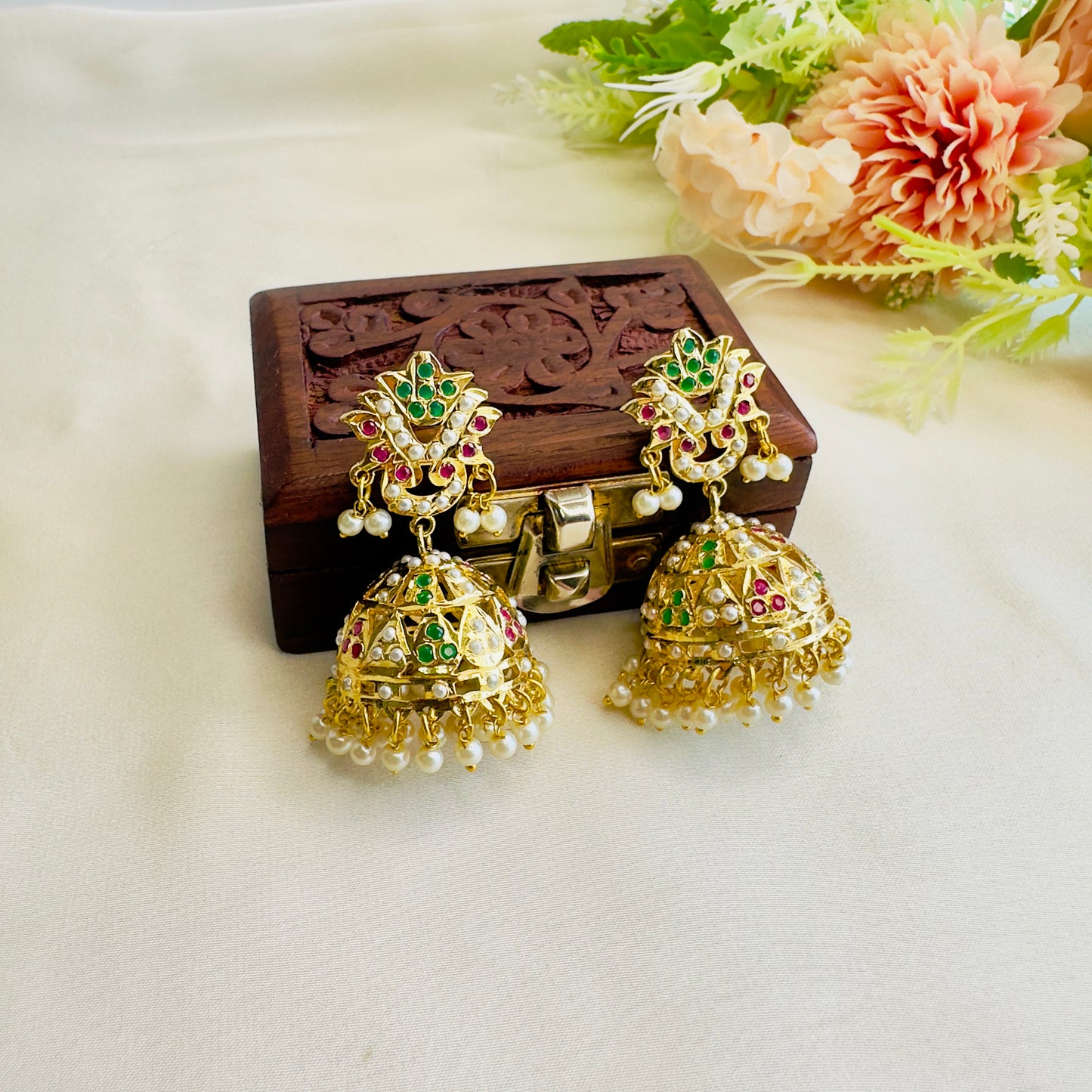 Hyderabadi Jadau Kundan Jhumka Earrings