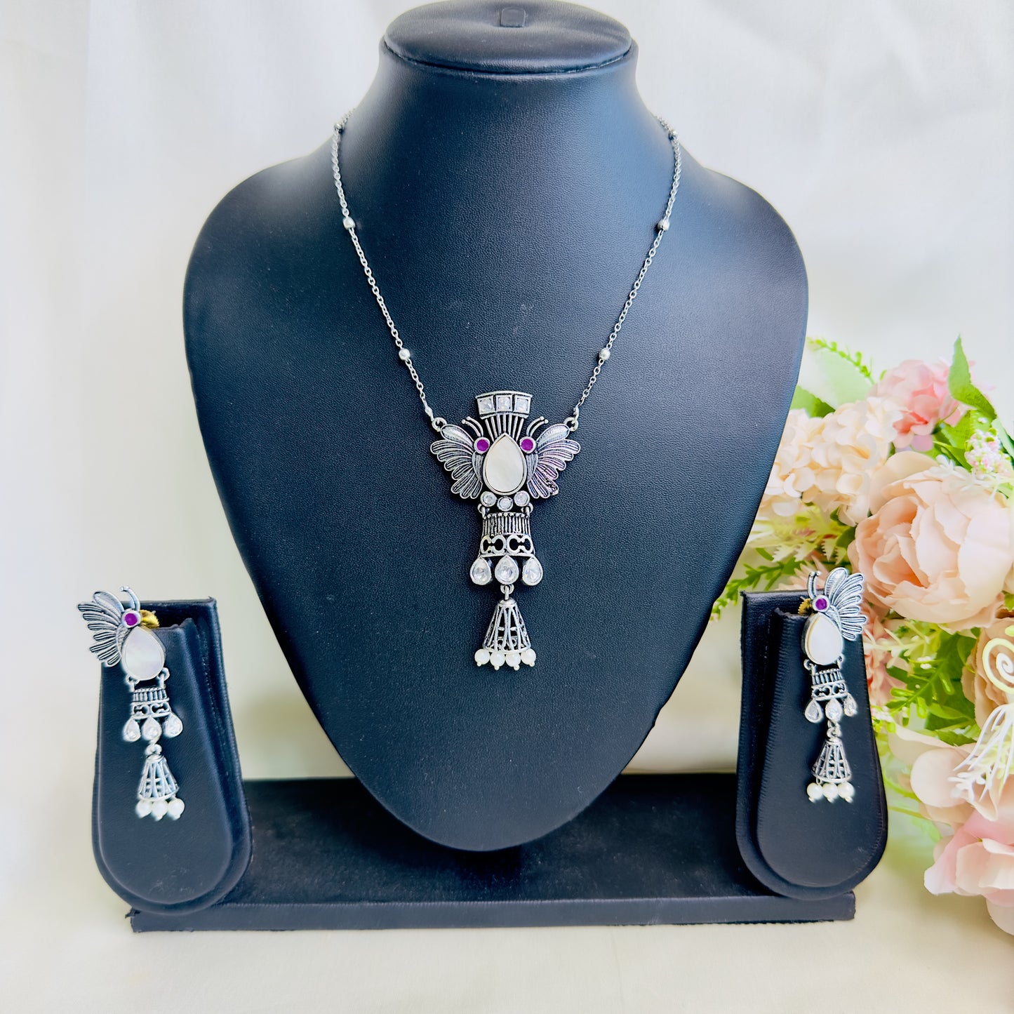 Butterfly MOP Chain Pendant Set