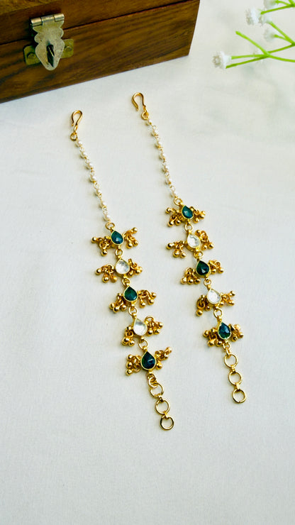 Prachi Kundan Ear Chain