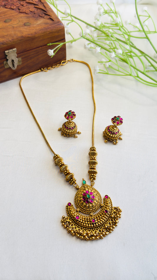 Gold look alike Necklace Set