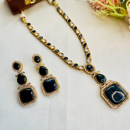 Black Kundan Necklace Set