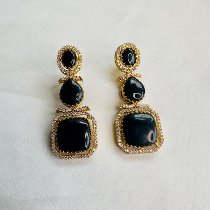 Black Kundan Necklace Set