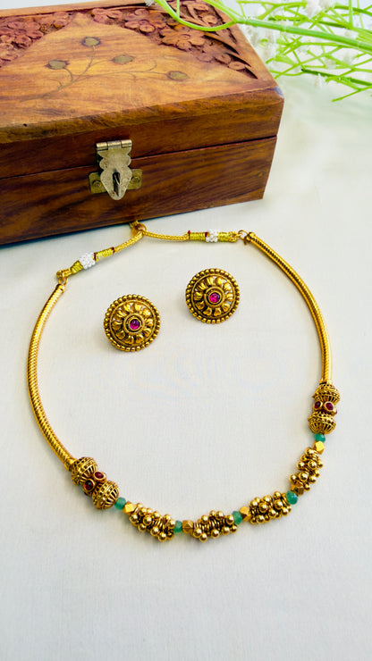 Gold Look alike Flexible Hasli Set