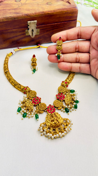 Beautiful Hasli Set