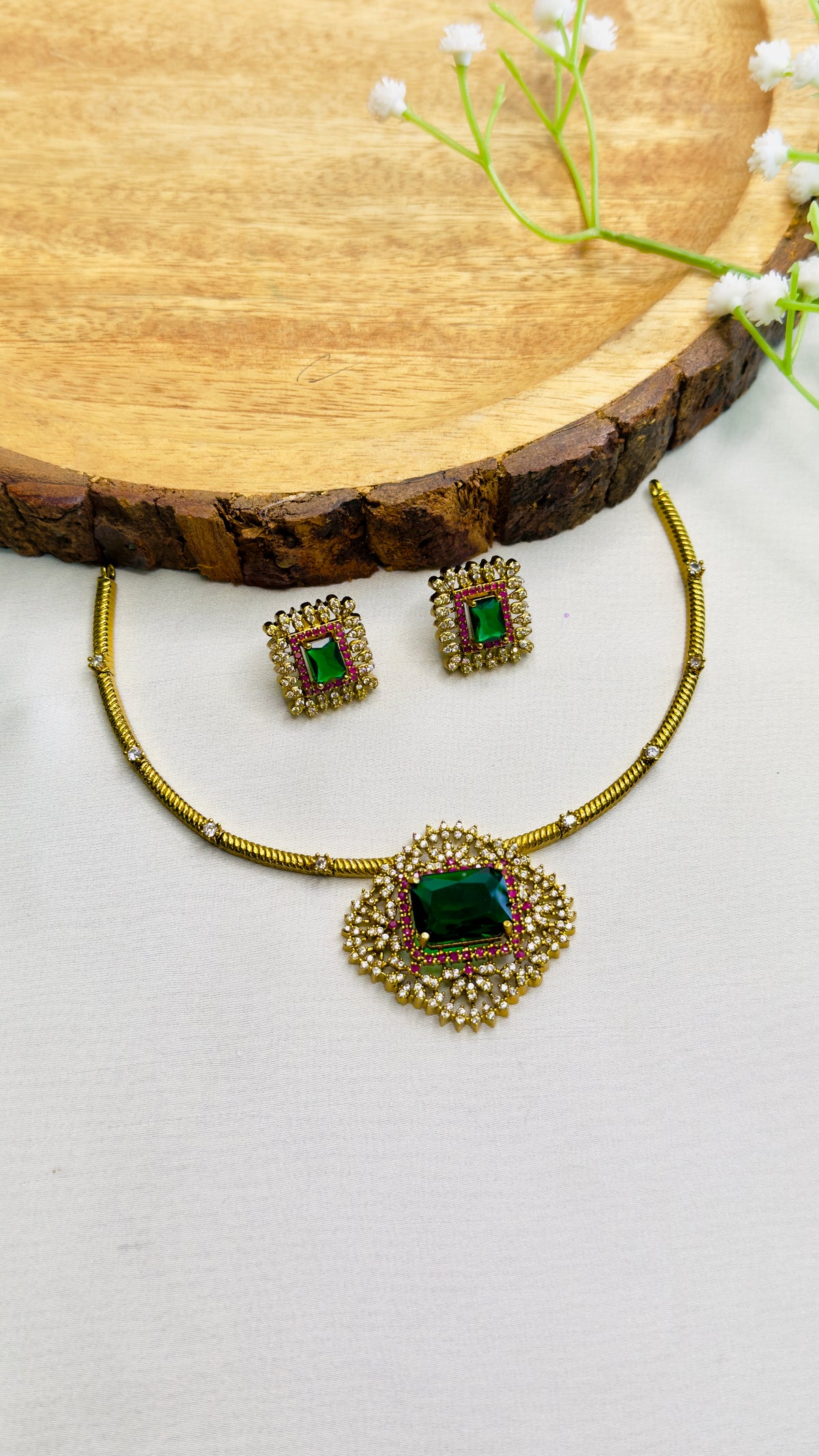Beautiful Indo western Hasli Set