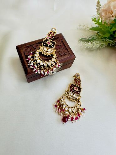 Bird Motif Dangler
