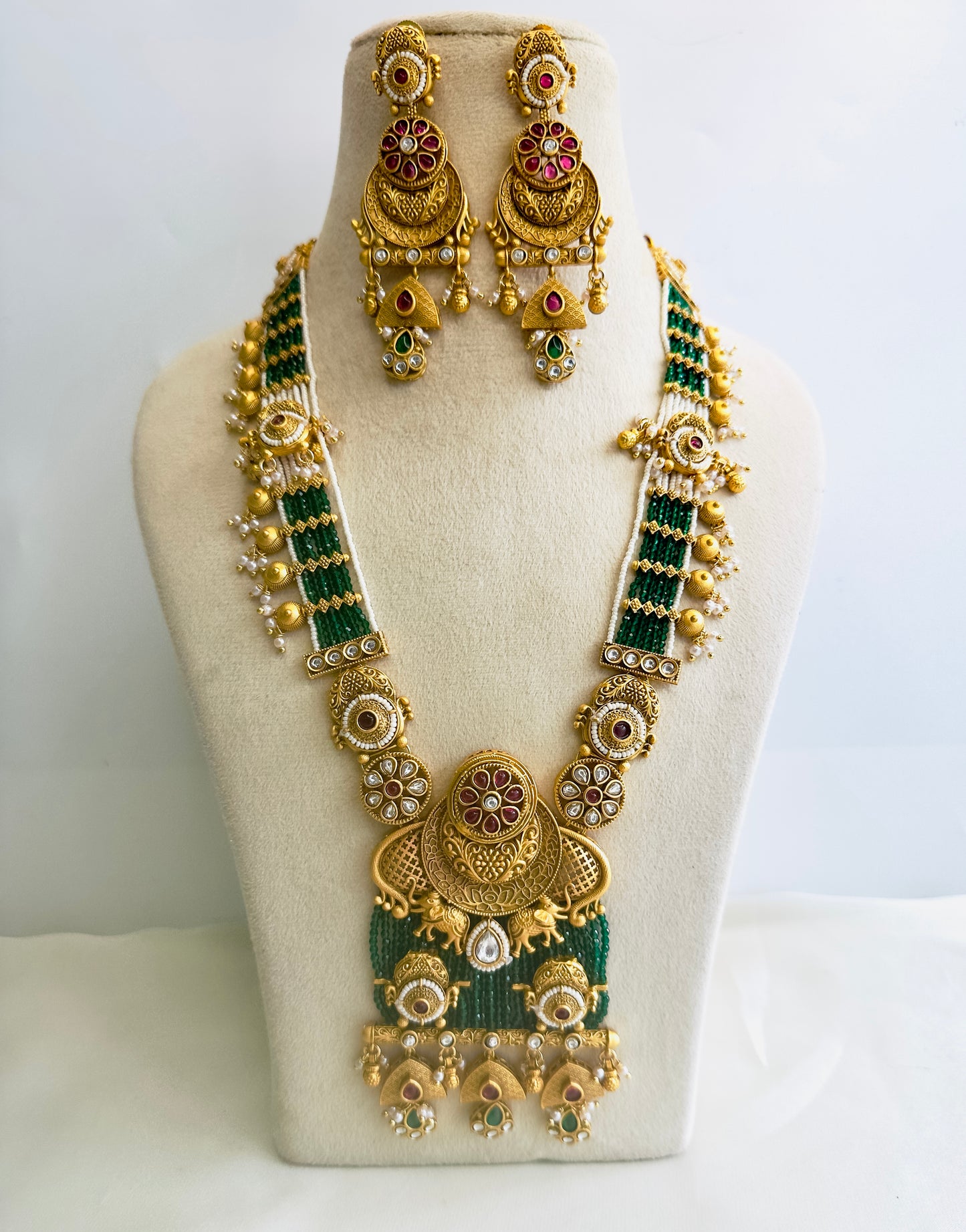 Long Green without Temple Motif Necklace Set