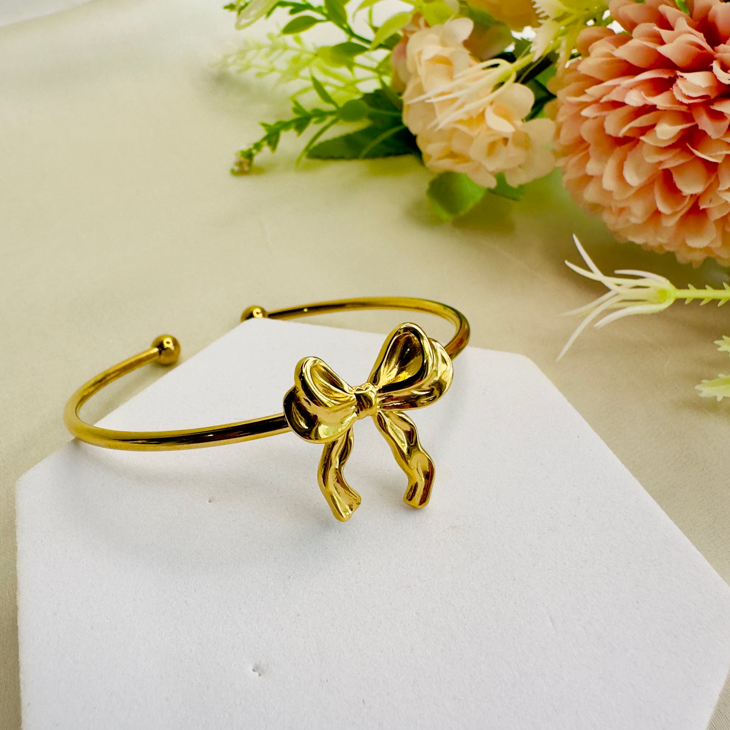 Tarnish Free Bow Bracelet