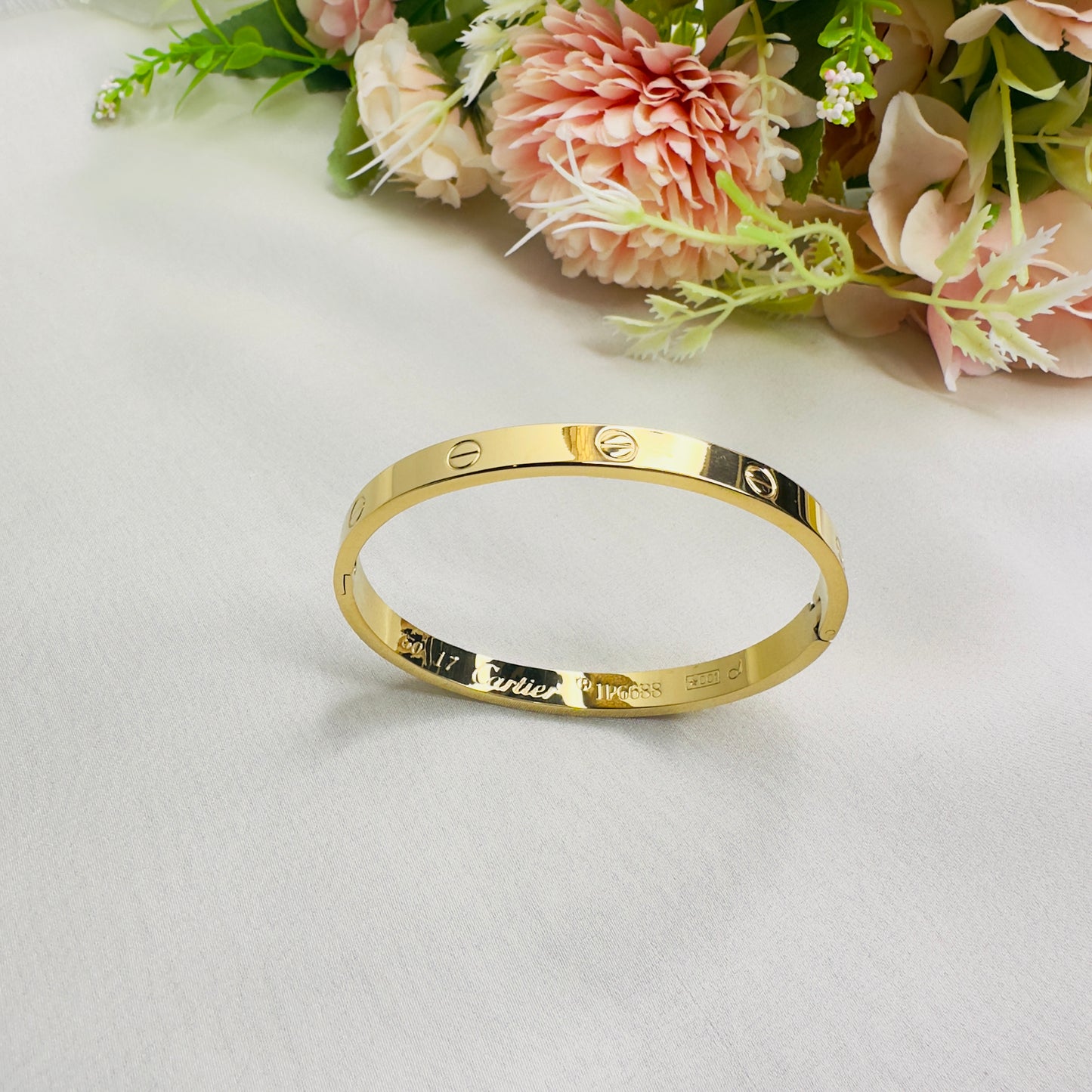 Stainless Steel gold polish Cartier Bracelet