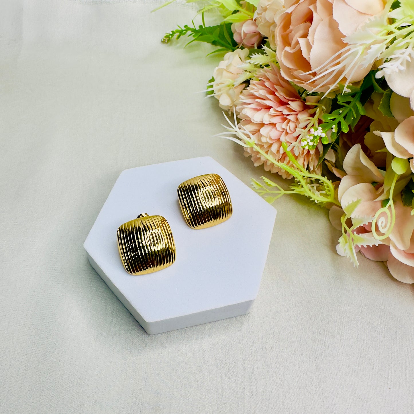 Stainless Steel Square Pattern Studs