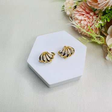 Stainless Steel Shell Pattern Studs