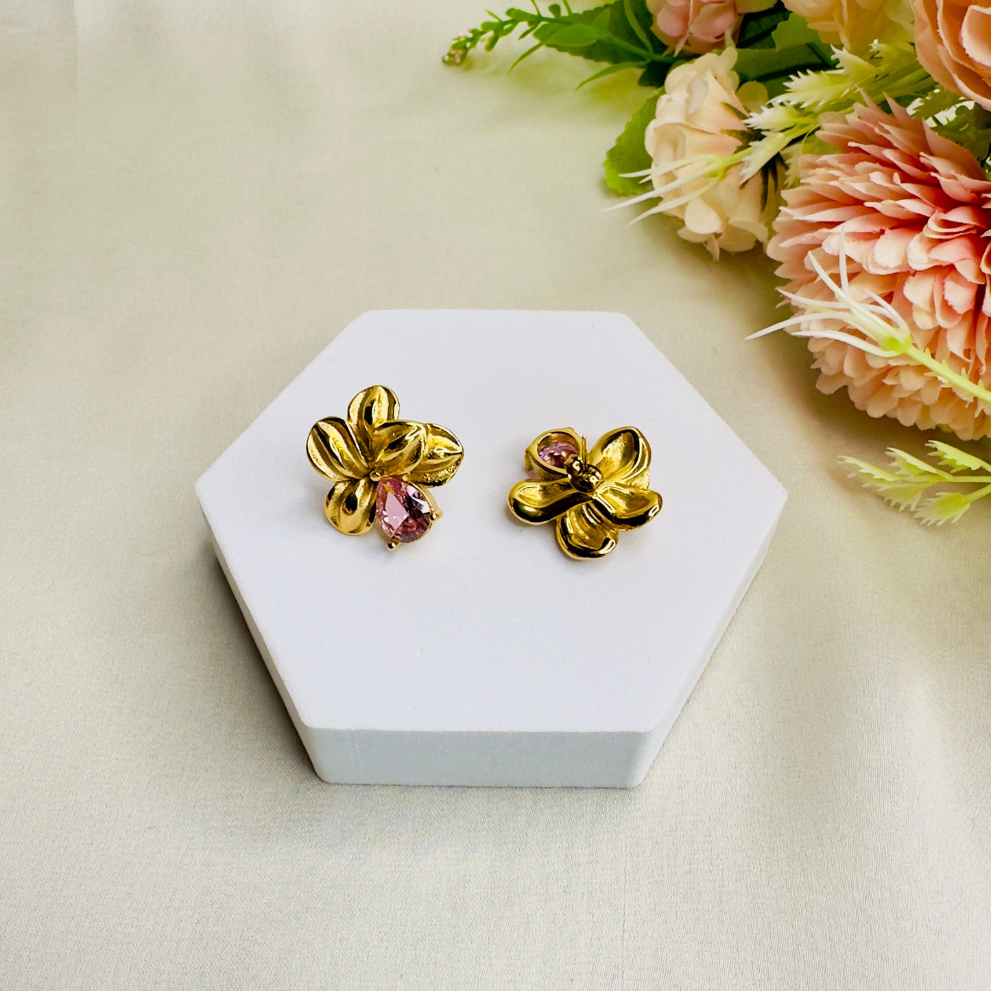 Stainless Steel 18K Gold Plating Floral Studs