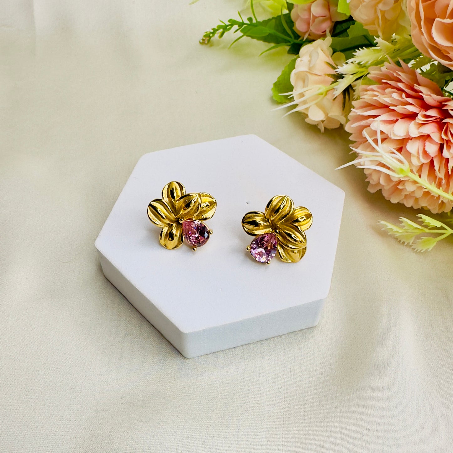 Stainless Steel 18K Gold Plating Floral Studs