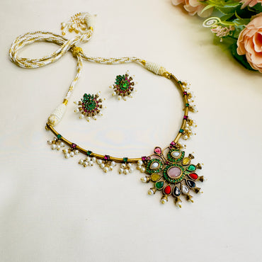 Multicolor Apala Polish Delicate Necklace Set