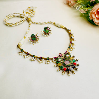 Multicolor Apala Polish Delicate Necklace Set