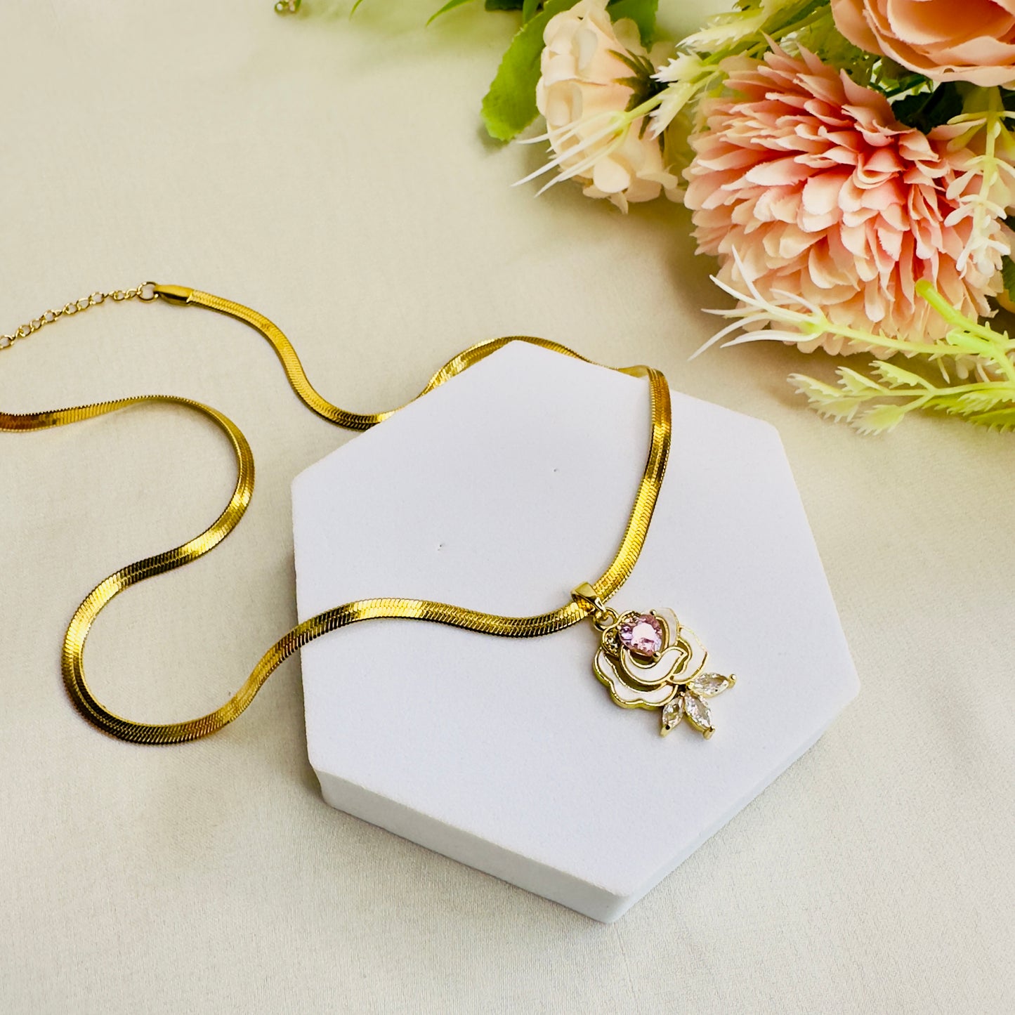 Tarnish Free MOP Rose flower Chain Pendant