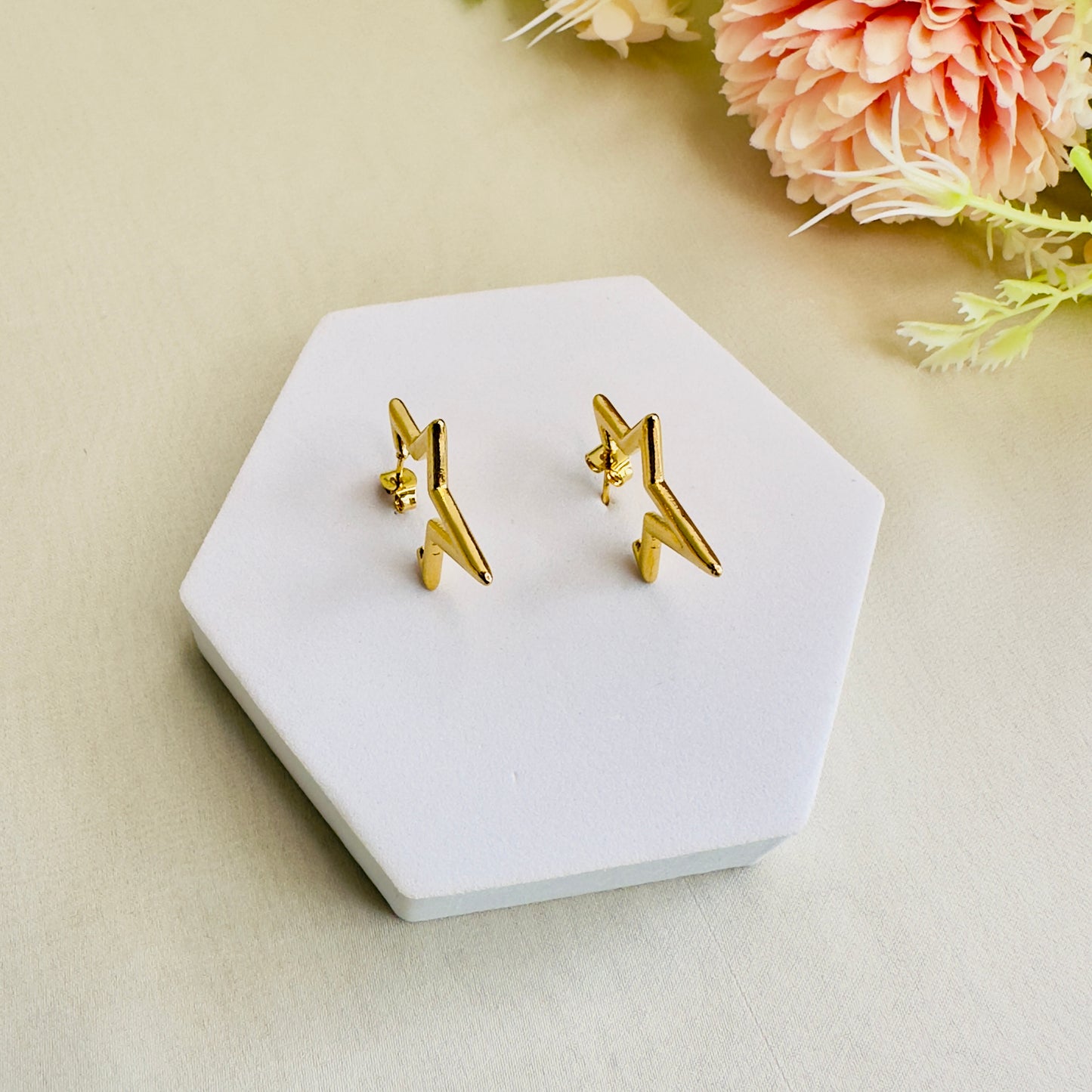 Tarnish Free 18K Gold Plated Star Studs