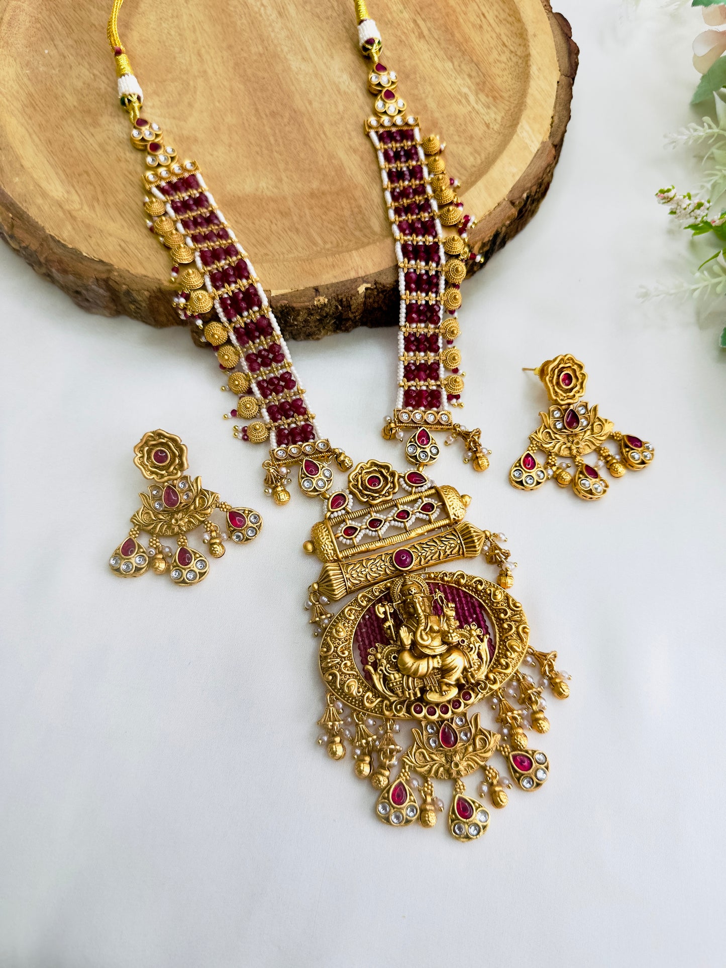 Ganapati Motif Hydro Piyoyee Necklace Set