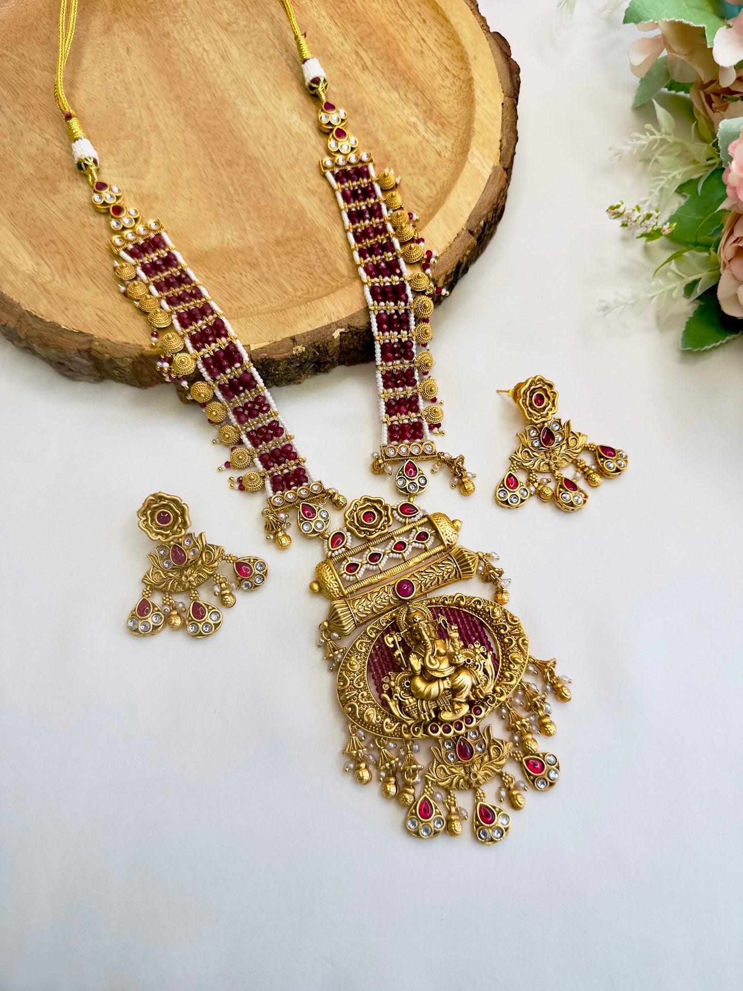 Ganapati Motif Hydro Piyoyee Necklace Set