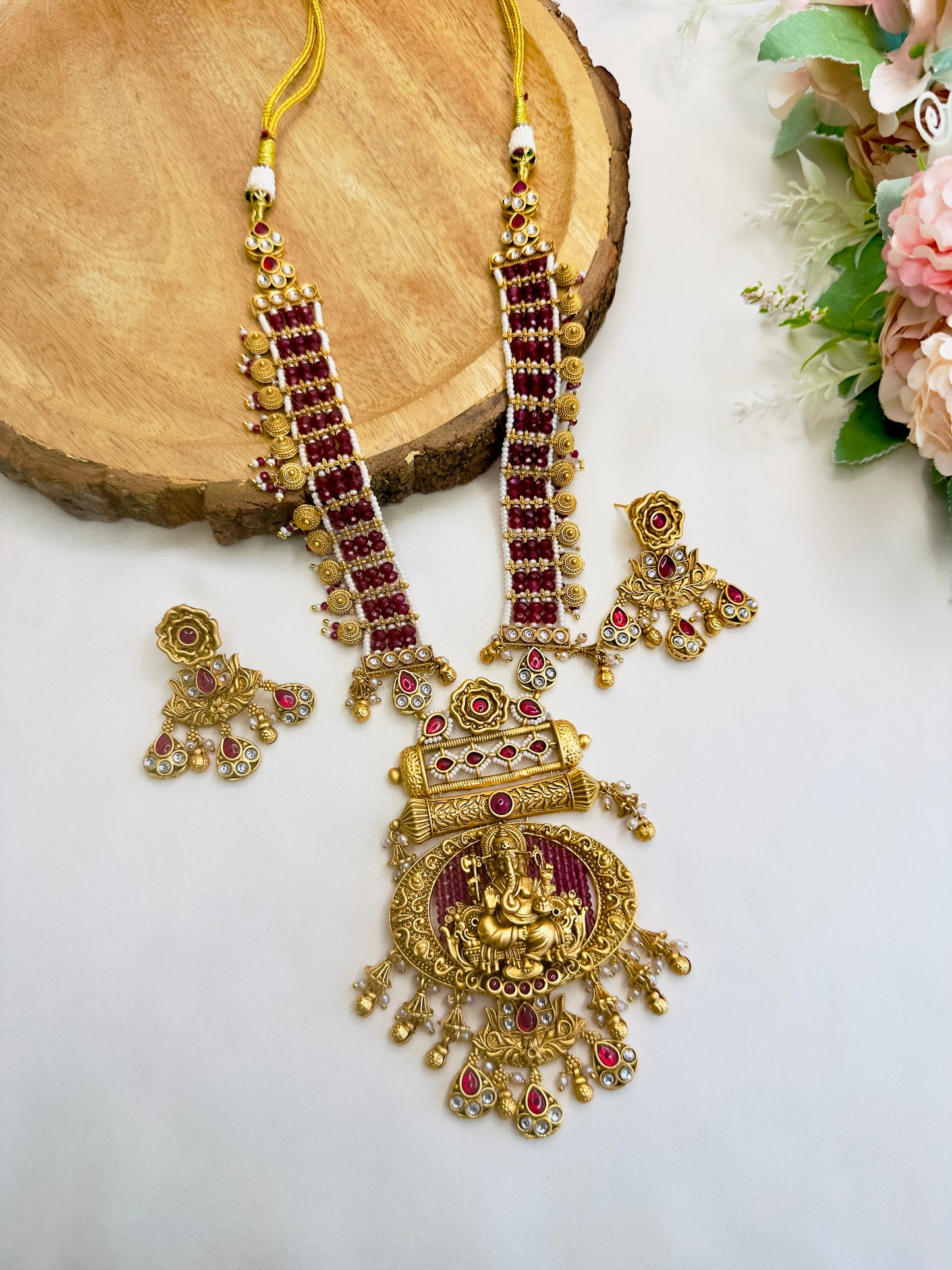 Ganapati Motif Hydro Piyoyee Necklace Set