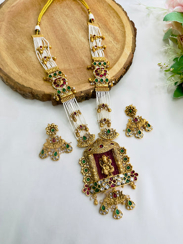 Ganapati Motif Temple Necklace Set