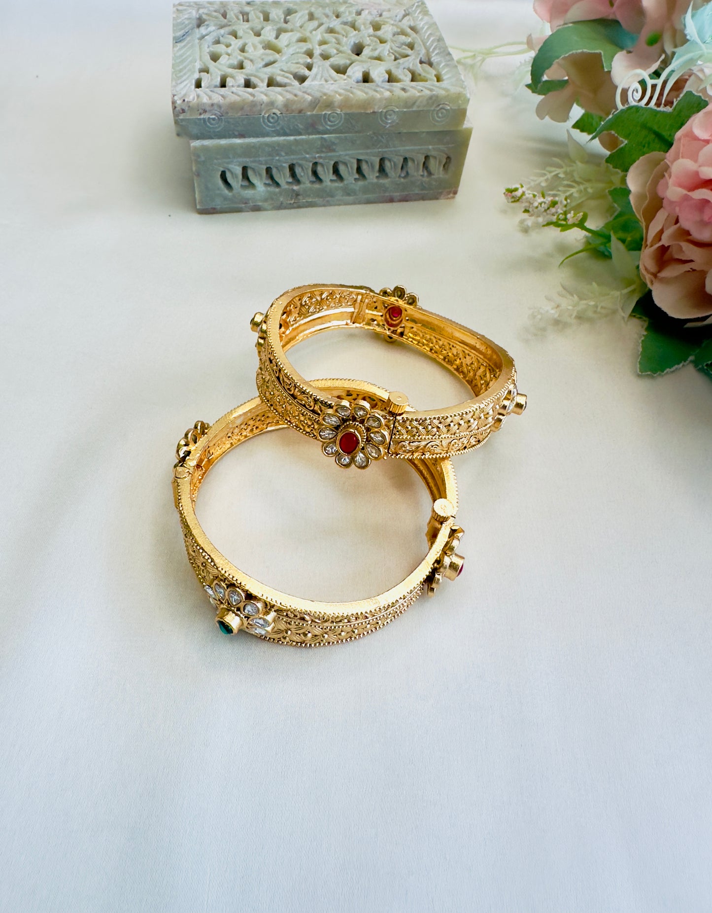 Beautiful Flower Motif Bangles