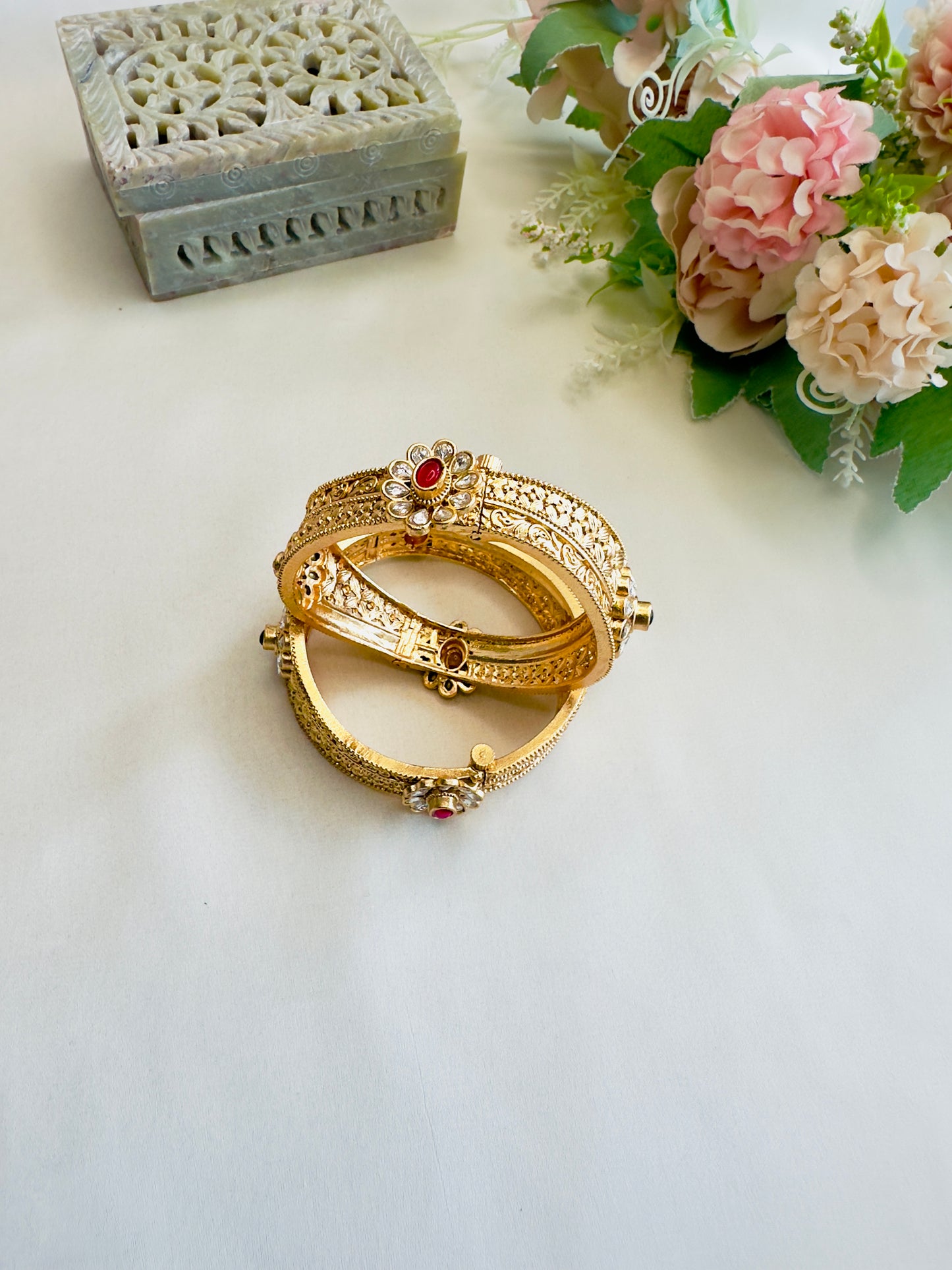 Beautiful Flower Motif Bangles