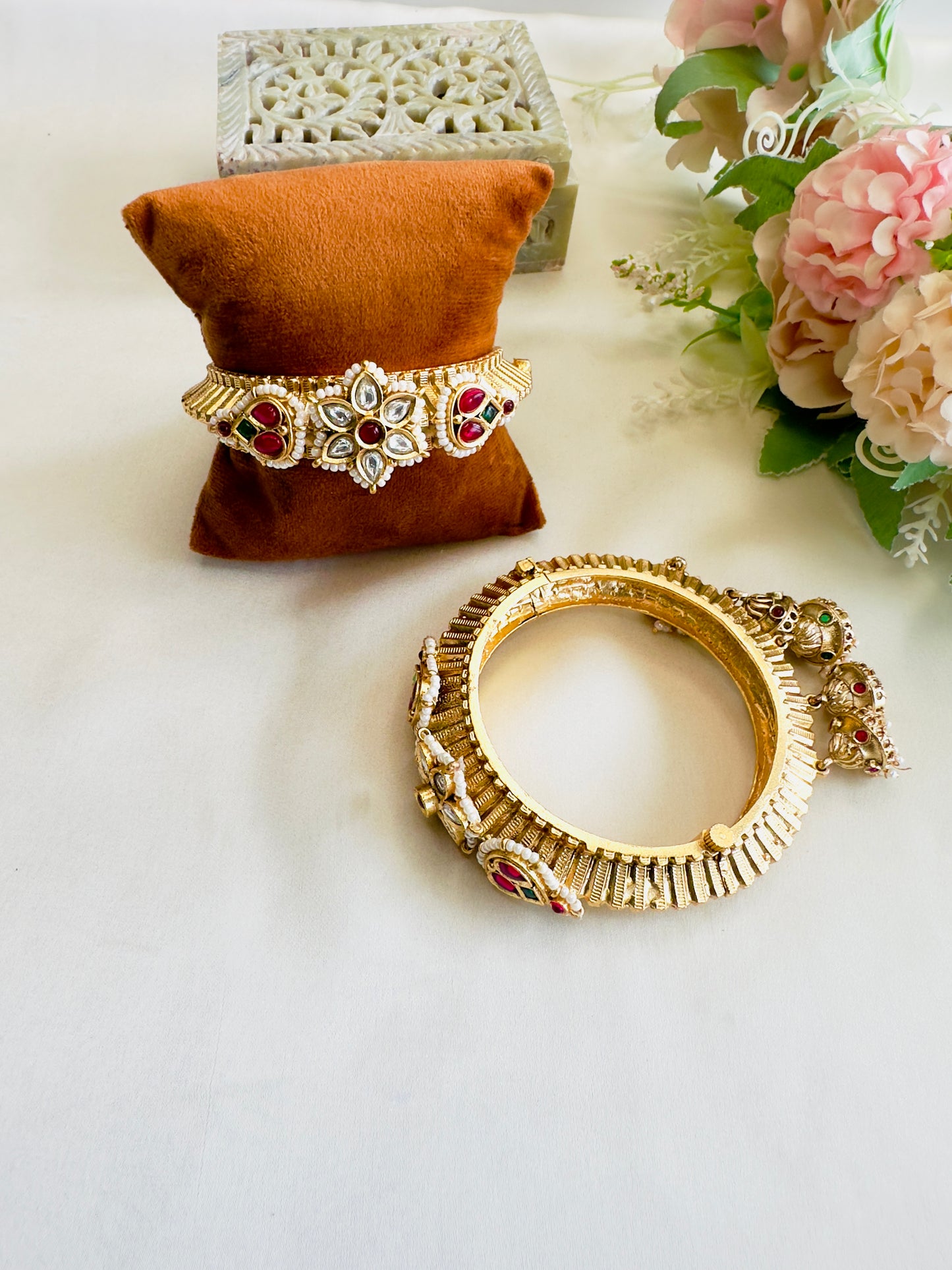 Three Jhumki Rajwadi Kada Bangles