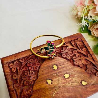 Jadau Peacock Flower Design Bracelet