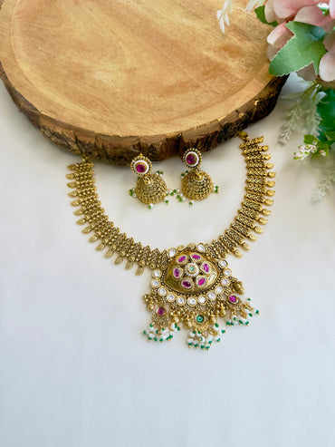 Swarovski Round Pendant Necklace Set