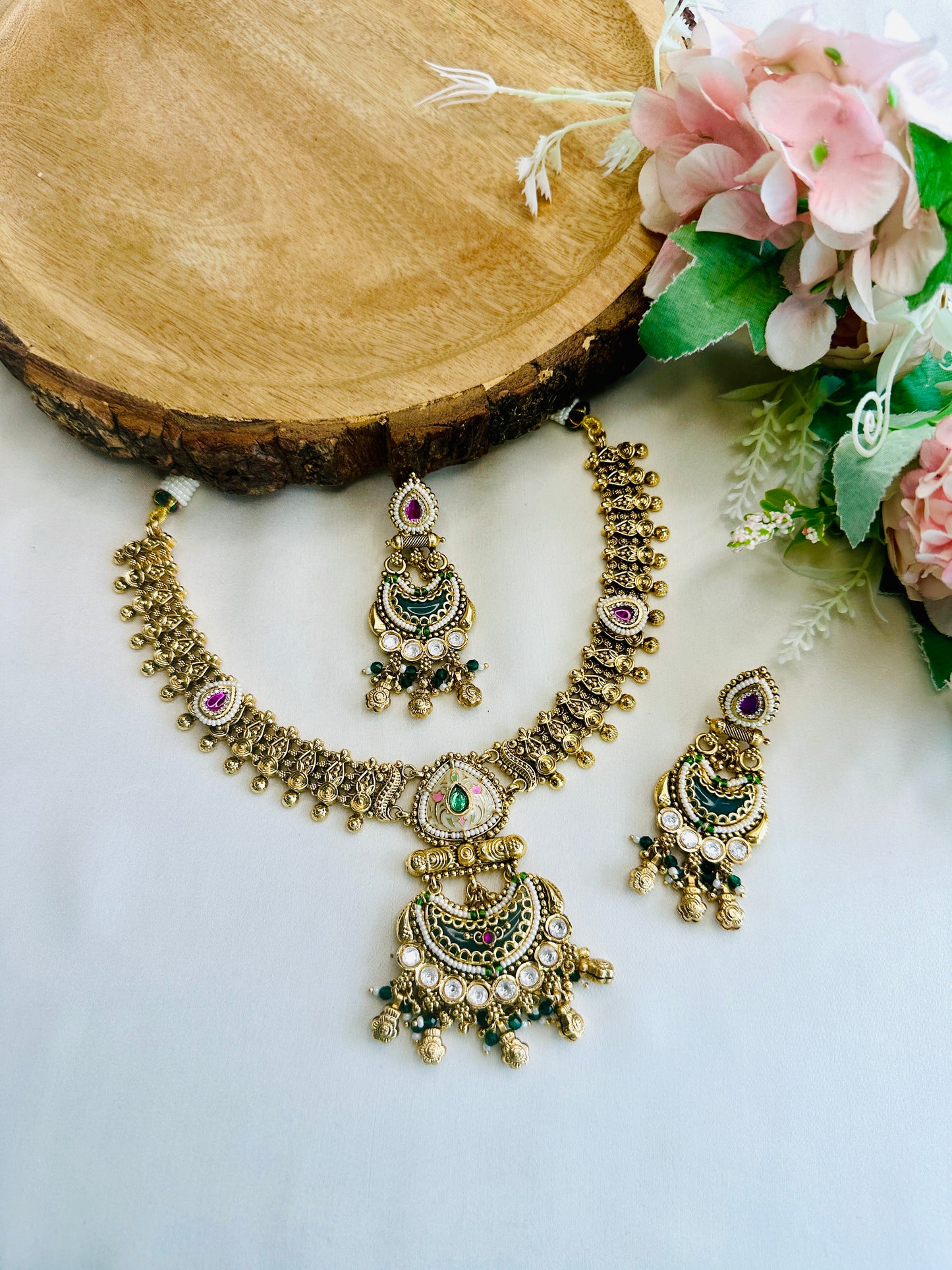 Chand Pendant Rajwadi Necklace Set