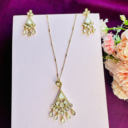 Mehendi Polish Moissanite polki kundan chain pendant set